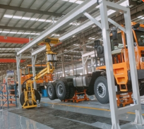 汽車制造流水線上冠航環鏈電動葫蘆的作用