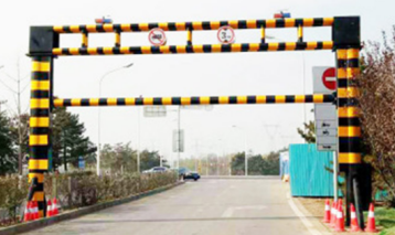 鋼絲繩電動葫蘆牽引限高龍門架中的應(yīng)用說明